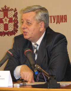 Александр Стерлягов