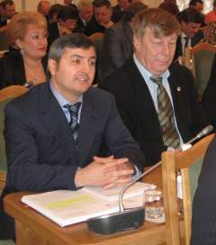 Юрий Гамбург и директор департамента городского хозяйства Владимир Потапов