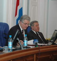 (С) www.omsk-parlament.ru