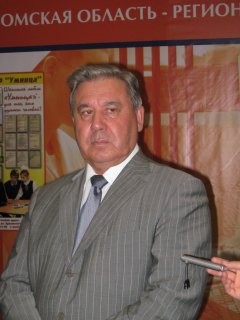 Леонид Полежаев