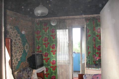 пожар в доме по Сибирскому проспекту в Омске