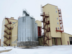 Завод в Кормиловском районе