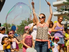Парад мыльных пузырей в Омске