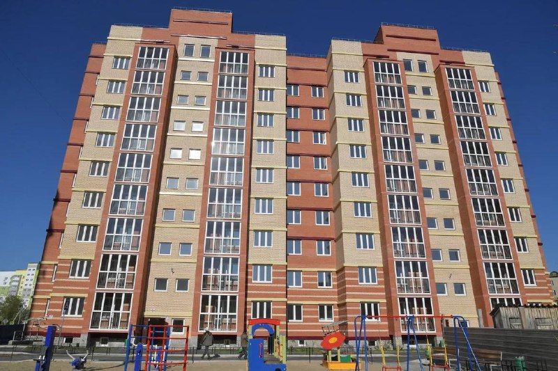 Губернатор Омской области проверил ход строительства «проблемных» домов