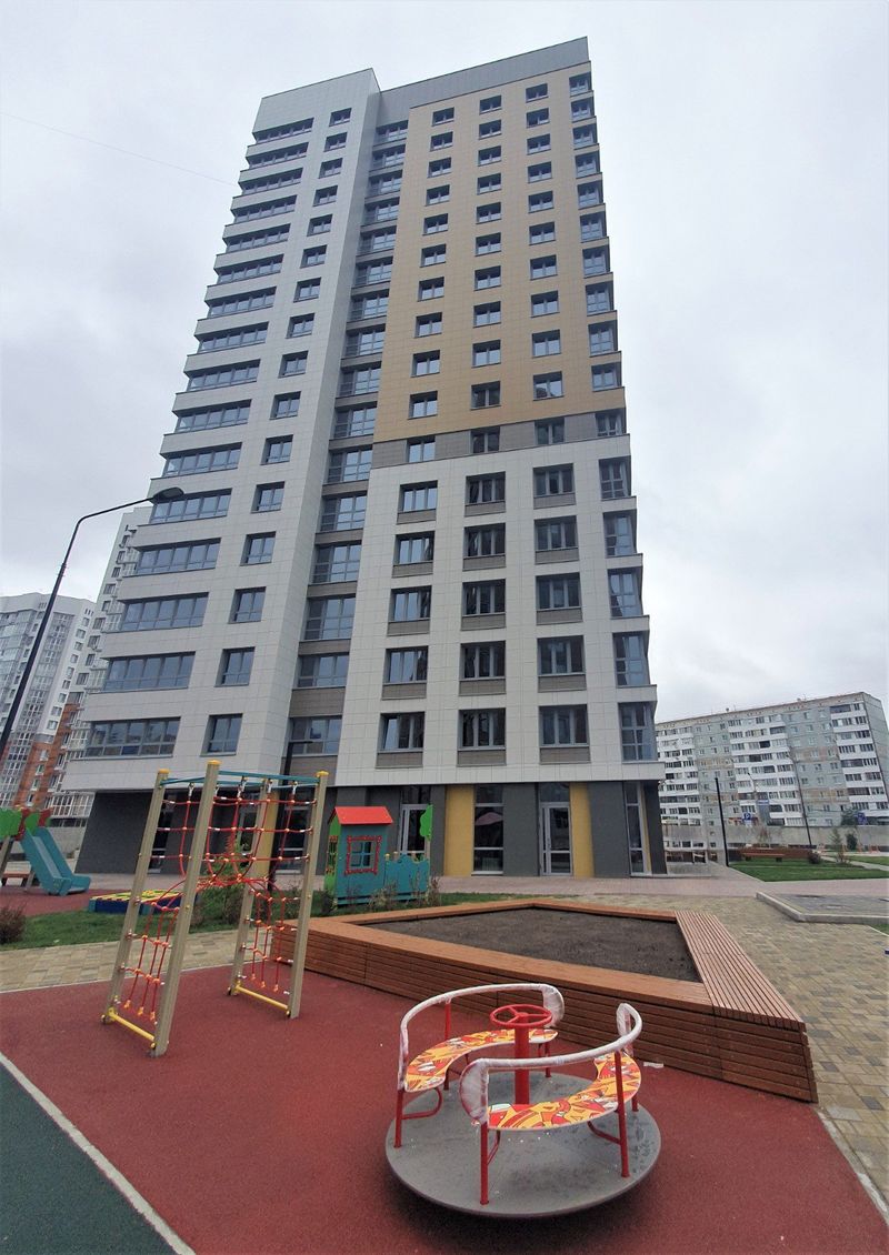 В Омске ввели в эксплуатацию новый 19-этажный дом