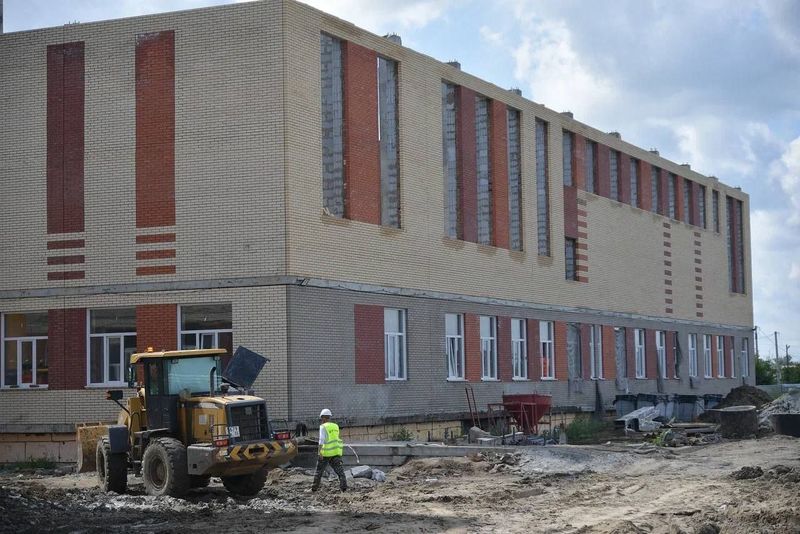 В Исилькуле возобновили строительство школы