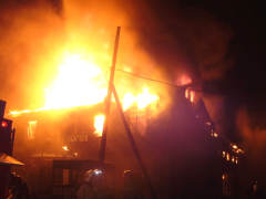 Пожар на ул. Сыропятская в Омске