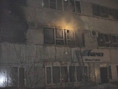 пожар в здании по адресу Овощной проезд в Омске