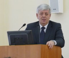 Министр имущественных отношений Александр Стерлягов