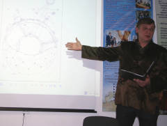Андрей Никитенко на конференции в "Сибирской пирамиде" 9 февраля