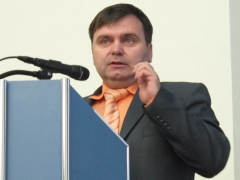Александр Володев