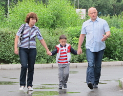 Виктор Назаров с женой и сыном