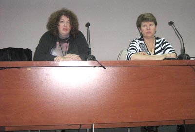 Анна Савельева (слева)  и  Светлана Лебедева